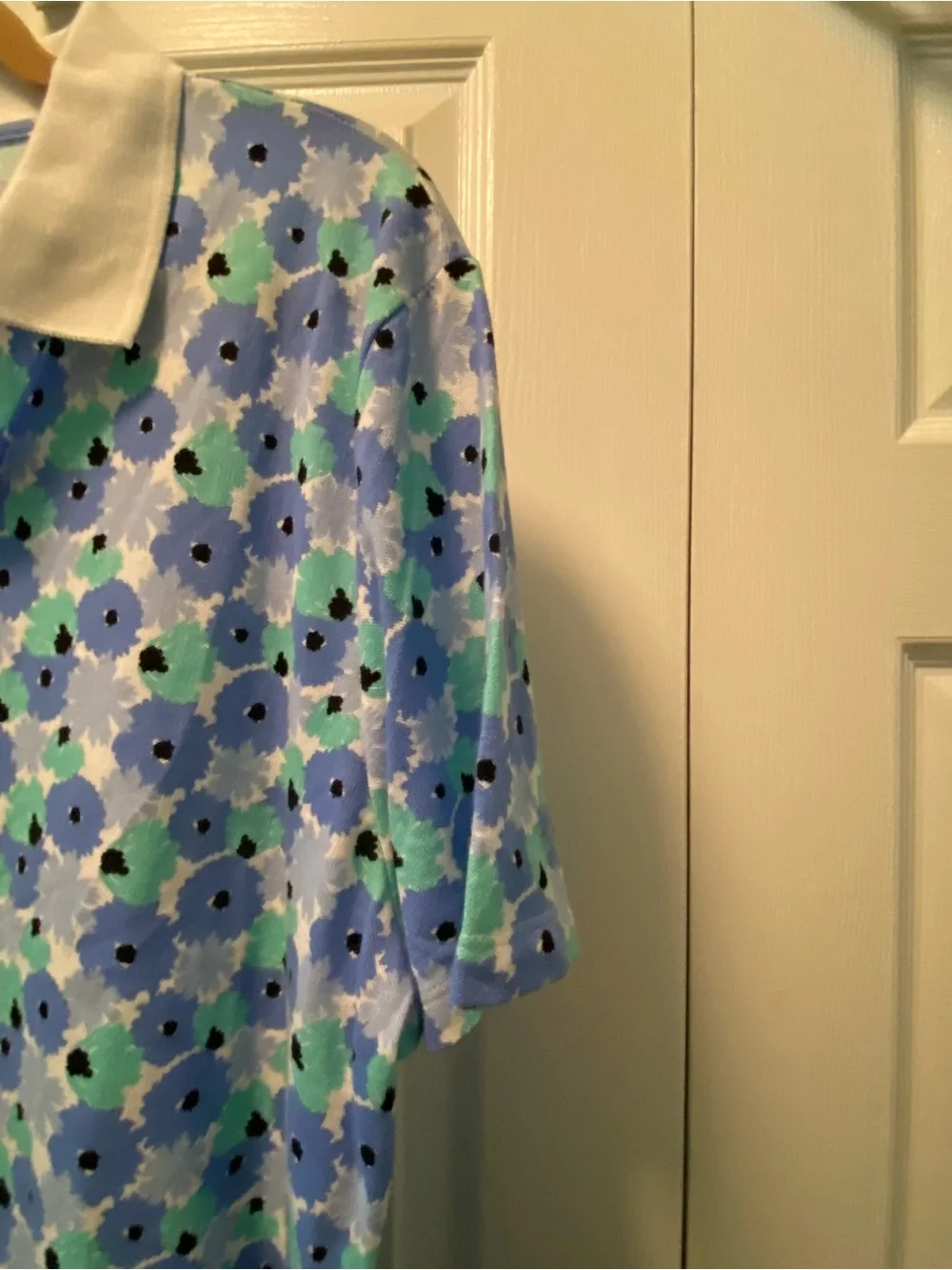 Kim Rogers Polo Shirt Blue/Green Floral Print with White Collar XL New With Tag